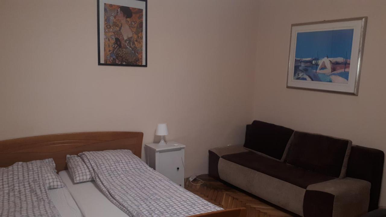 Garibaldi Apartman Budapešť Exteriér fotografie