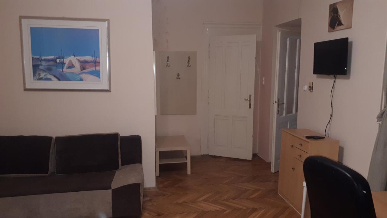 Garibaldi Apartman Budapešť Exteriér fotografie